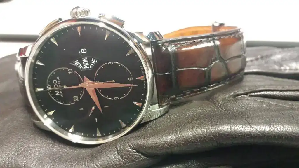 MIDO BARONCELLI  con correa de Santoni.webp