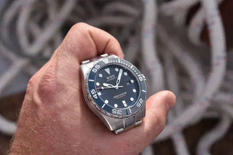 Mido-Ocean-Star-600-Chronometer-2021-Update-Hands-on-13-768x512.webp