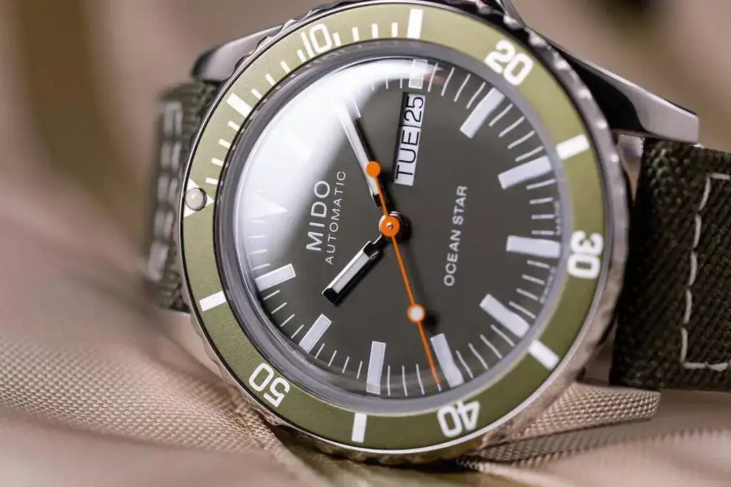 mido-ocean-star-tribute-khaki-green-3.ecd5cf5cdbe3.jpeg