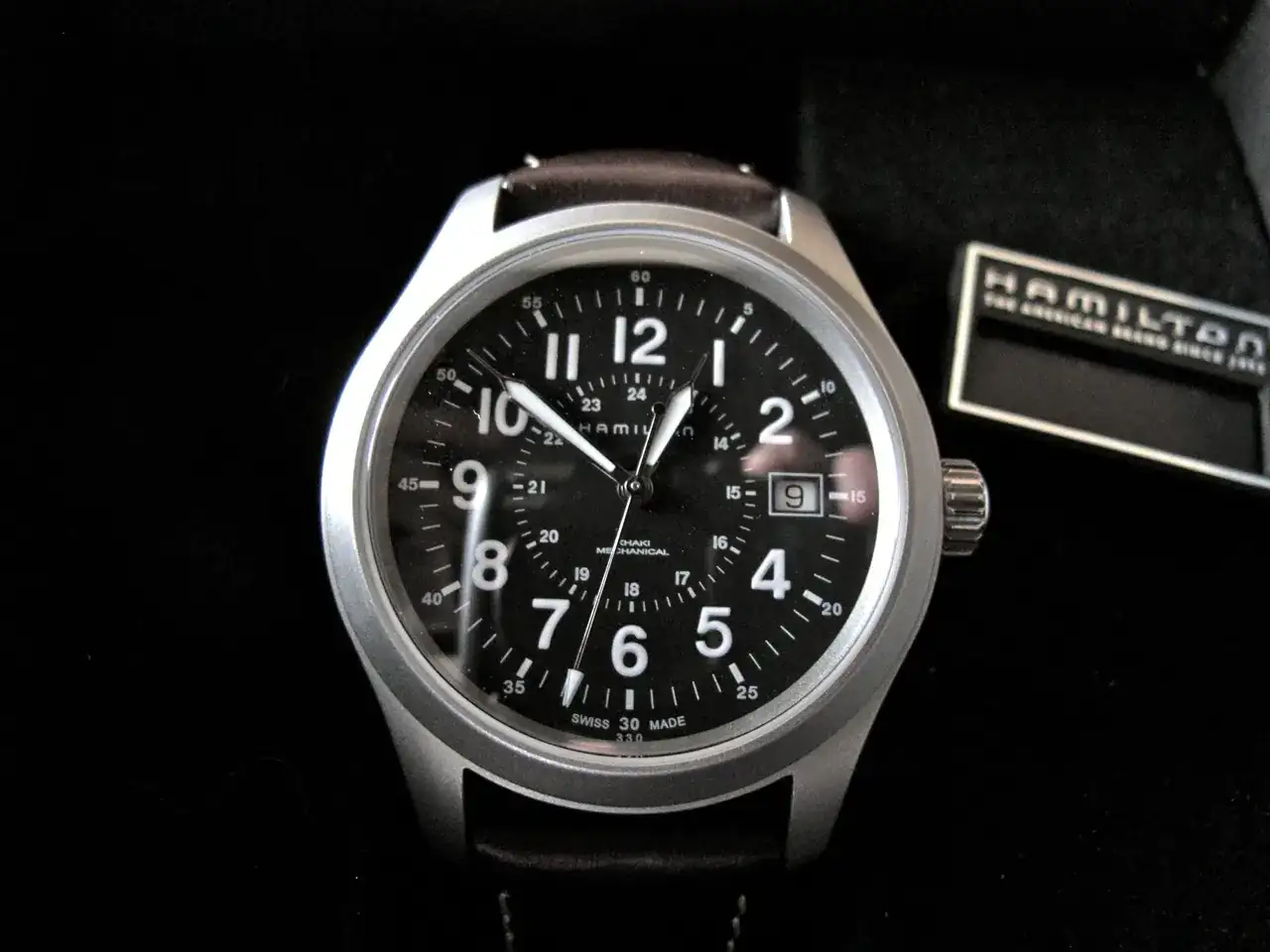 milton-khaki-mechanical-field-watch-%24260-hamdial.webp