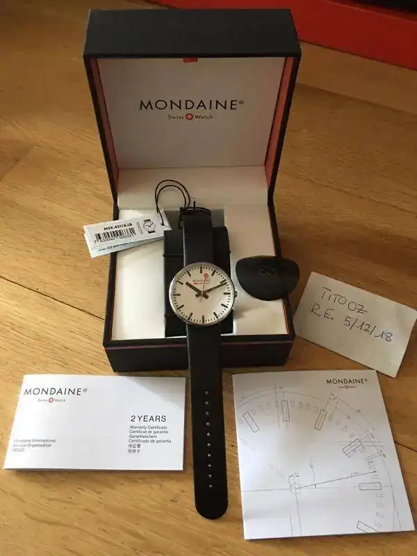 mondaine.webp