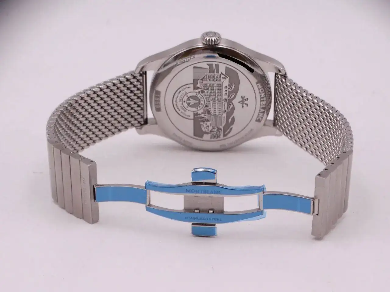 Montblanc Heritage 1858 05527 copia.webp