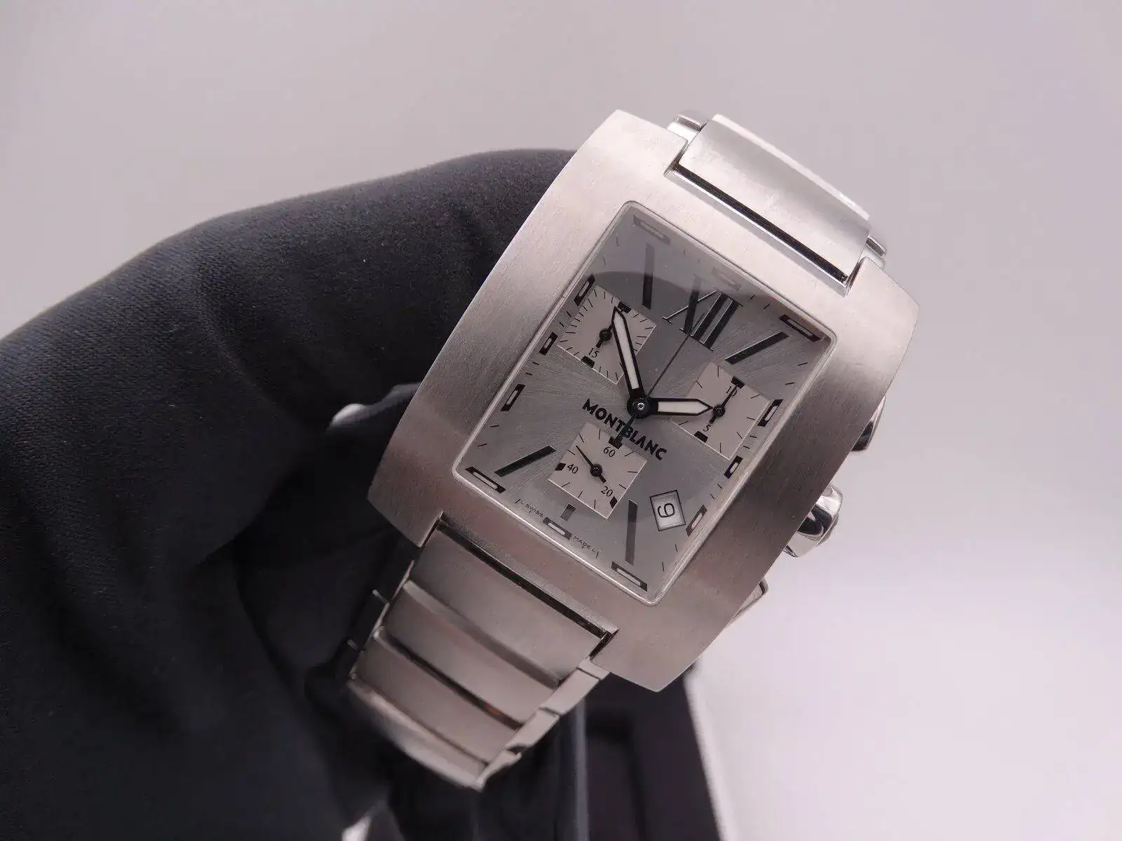 Montblanc Profile XL Chronograph 05158.webp