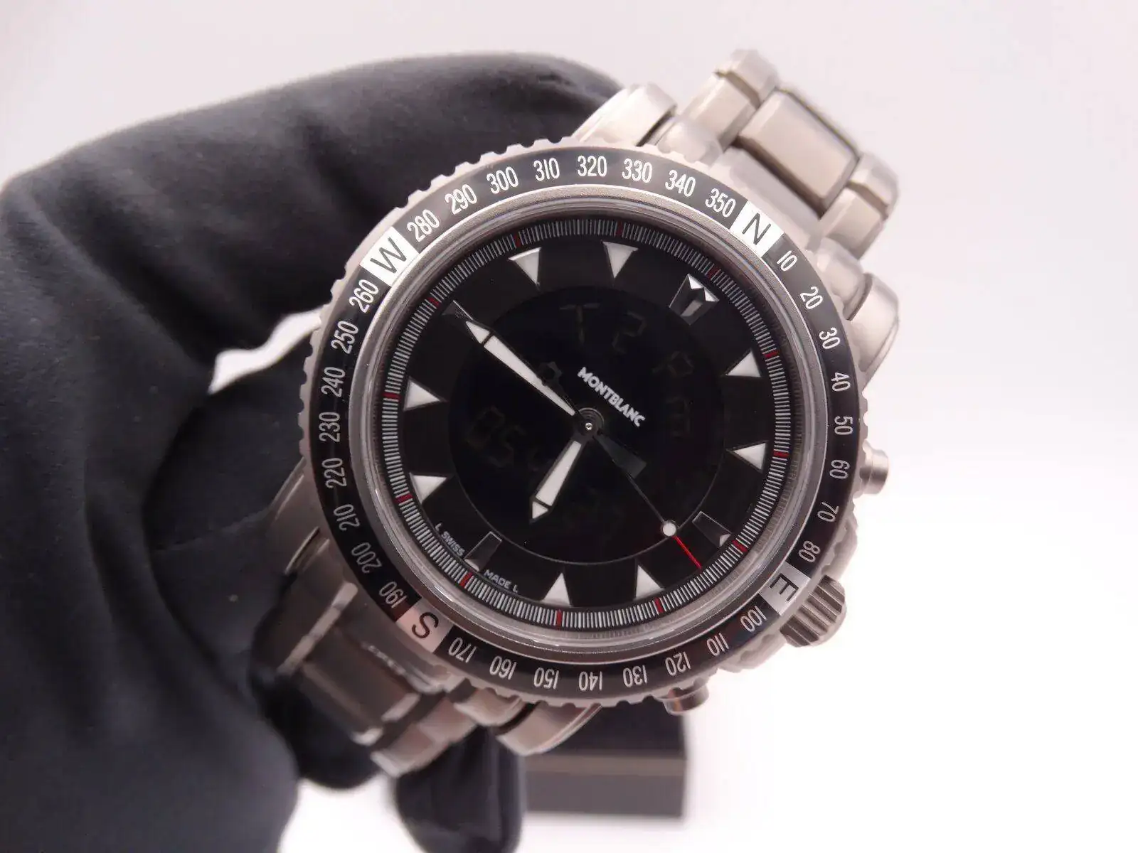 Montblanc Sport Ana-Digi Titanium 02744.webp