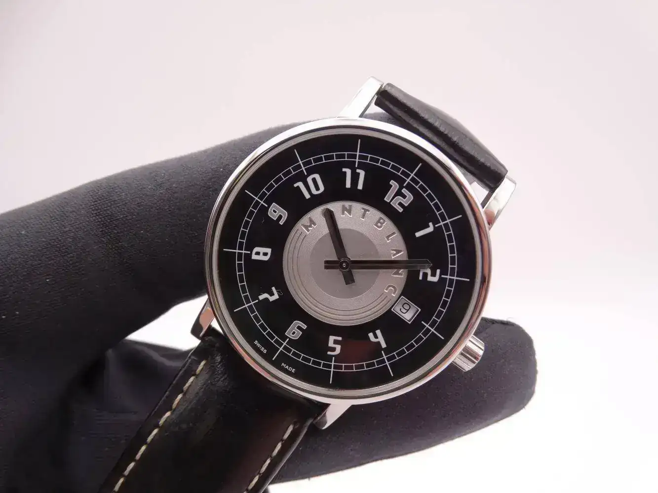 montblanc summit 7045 3359.jpg