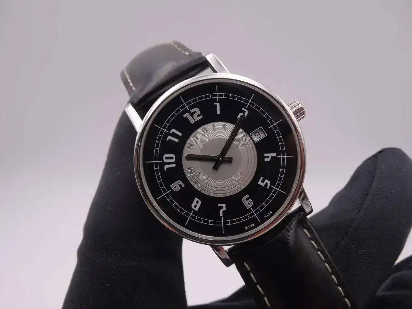 montblanc summit 7045 3374.jpg