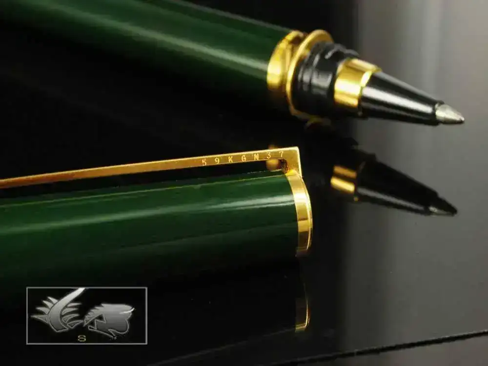 Montparnasse-Roller-Pen-Green-Ch.-Lacquer-420276-3.webp