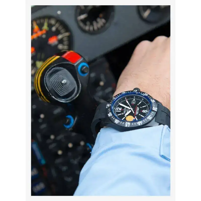 montre-breitling-colt-skyracer-patrouille-de-france-45mm.webp