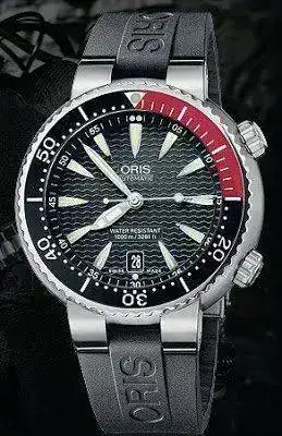 Montre+Oris+Divers+Titan+Date.webp