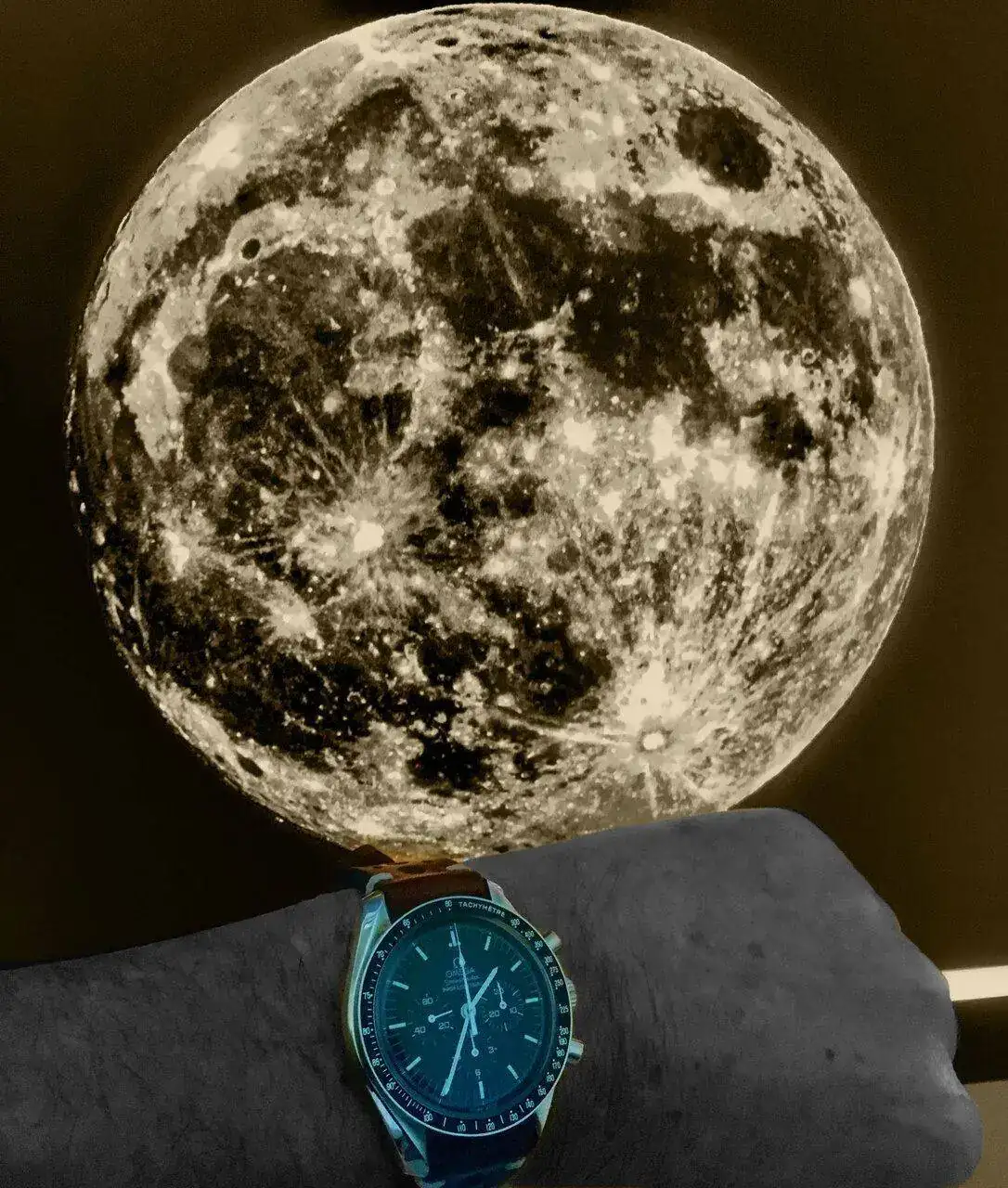moon bn 1.webp