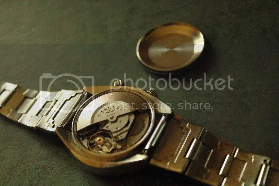 mov_zps85e5b687.webp