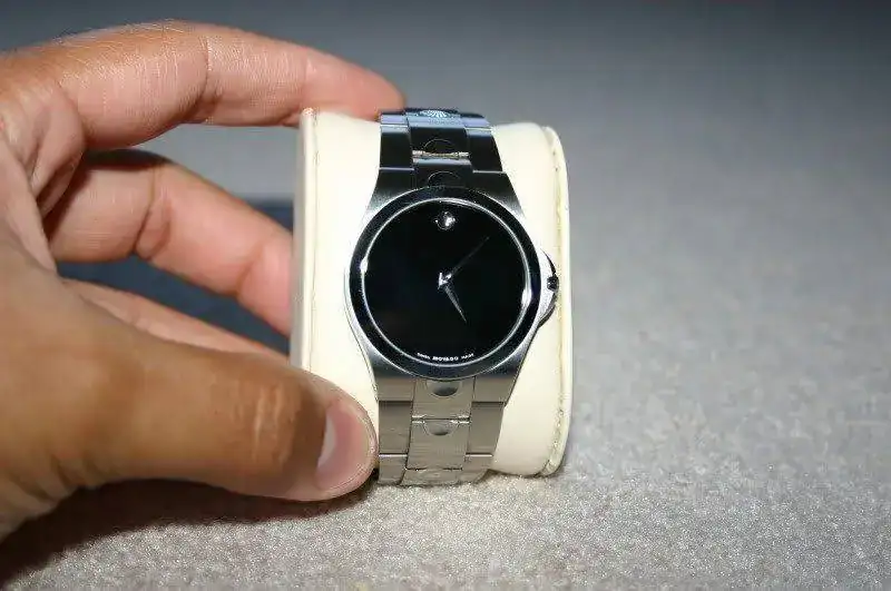 movado.webp