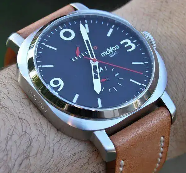 MoVAs-GMT-watch-8.webp
