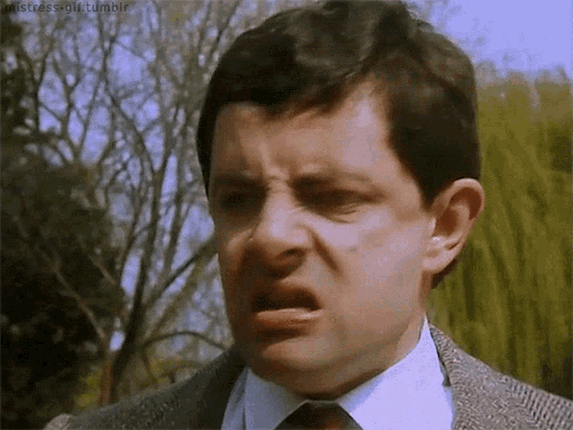 mr-bean-rowan-atkinson.gif