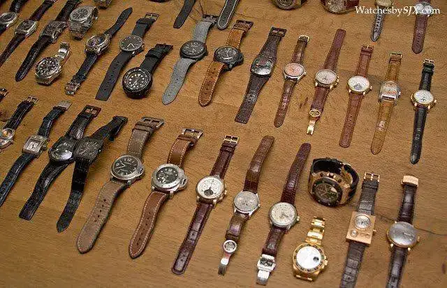 museum+quality+watch+collection+%25282%2529.webp