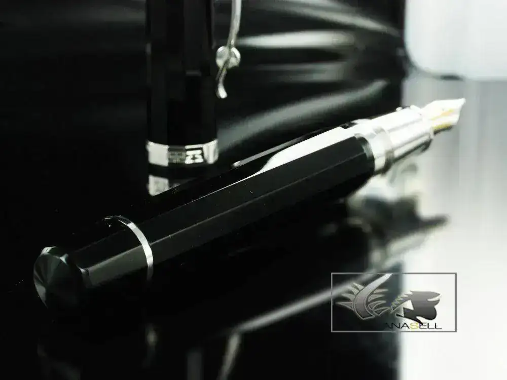 n-Pen-Paragon-Noir-Black-Resin-O02A0043-O02A0043-7.webp