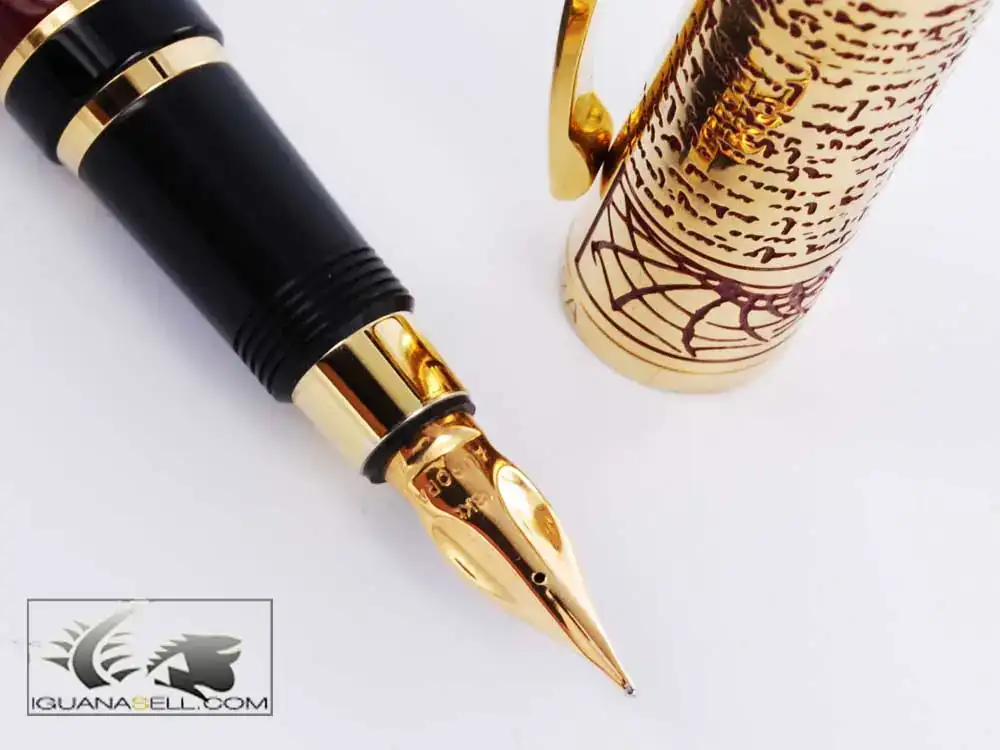 nardo-da-Vinci-Fountain-Pen-Gold-and-Lacquer-938-6.webp
