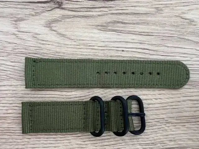 nato dos piezas verde.webp