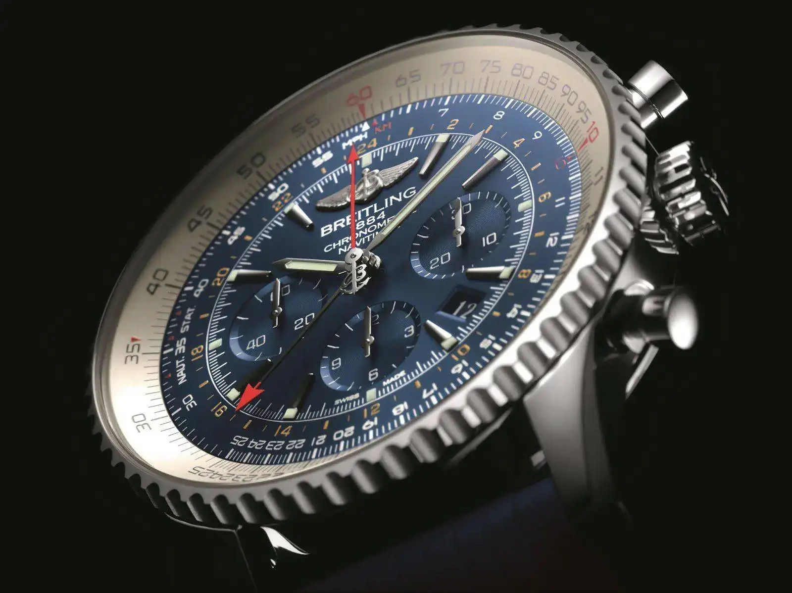 Navitimer%2BGMT%2BAurora%2BBlue_02.webp