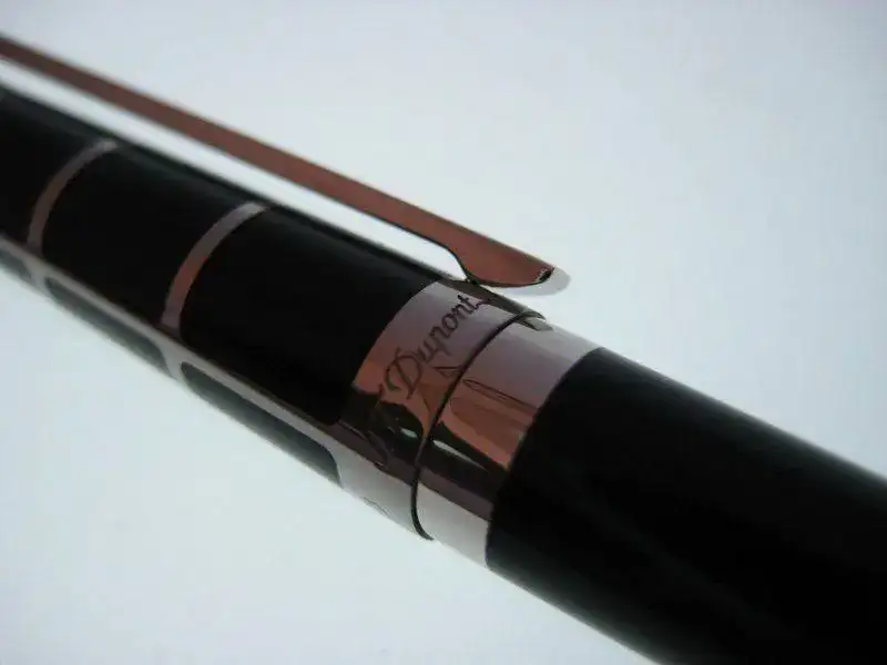 nese-Lacquer-&-Platinum-Fountain-pen-41343-41343-8.webp