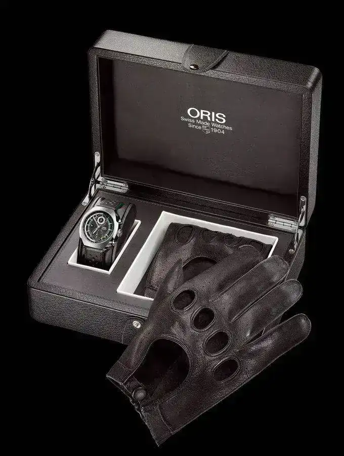 NEW-RELEASE-ORIS-CHRONORIS-LIMITED-EDITION-2.webp