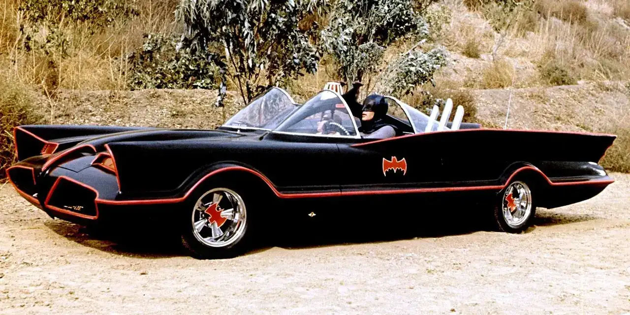 ng-the-Batmobile-into-the-Batcave-filming-location.webp