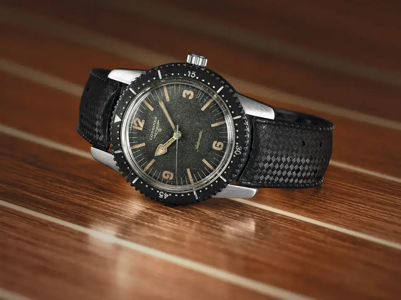ngines-Skin-Diver-Watch-Original-3-Horas-y-Minutos.webp