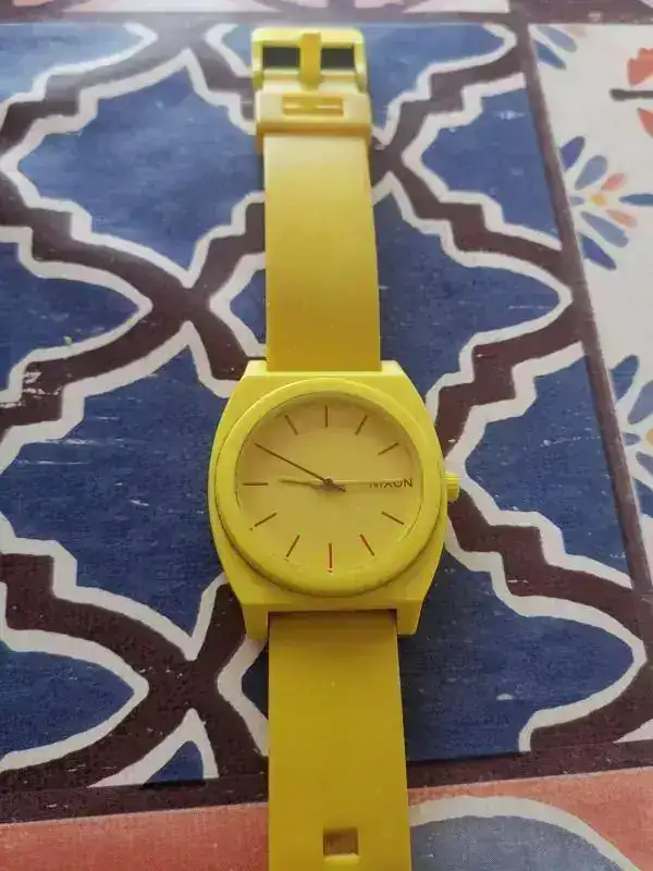 Nixon plastic.webp