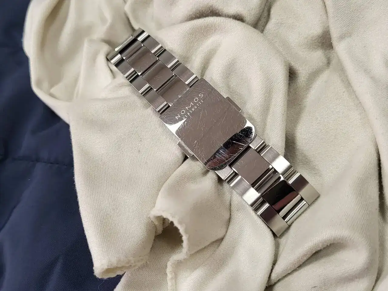 NOMOS CLUB SPORT NEOMATIK 37 PETROL (21).webp