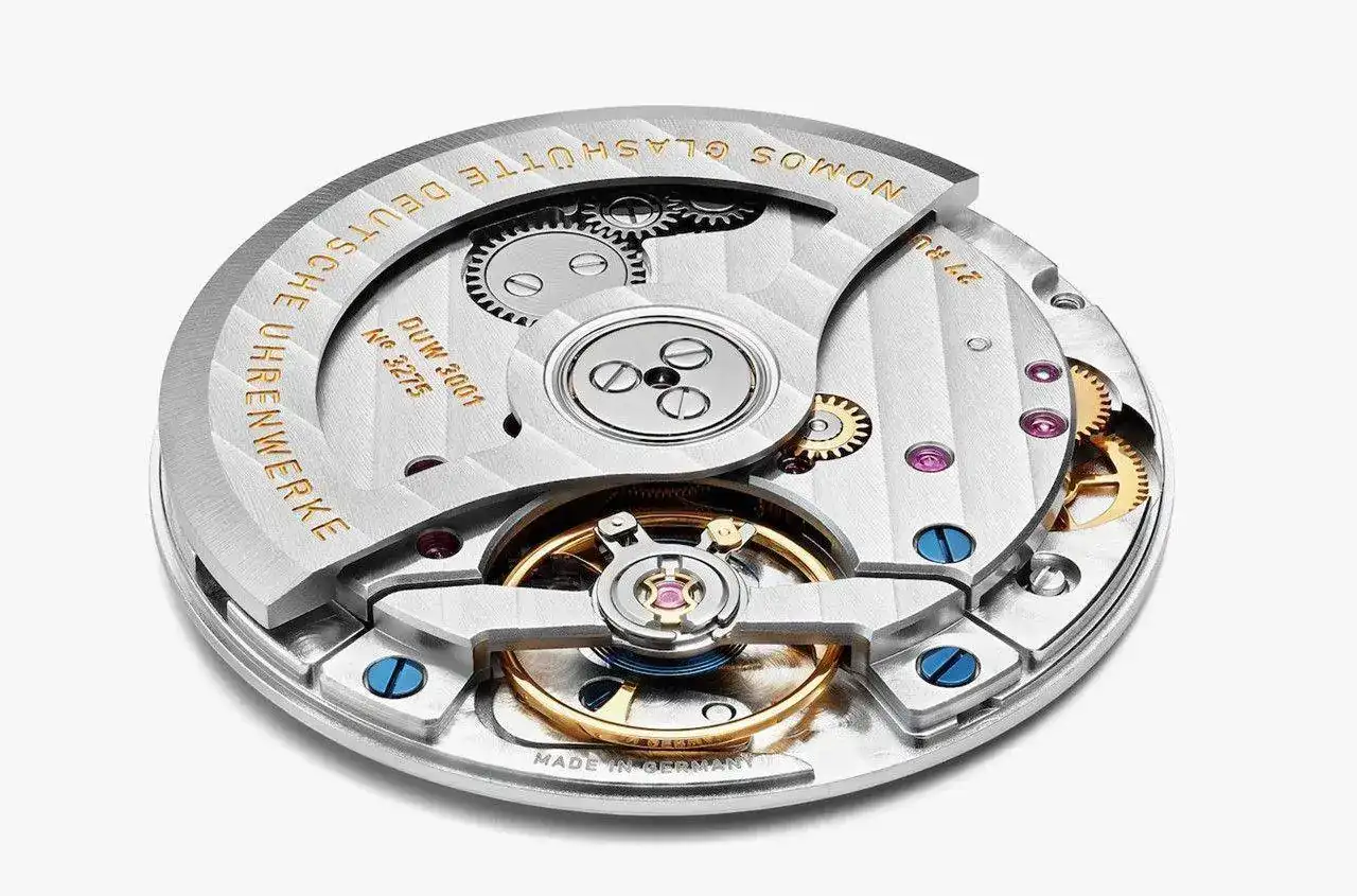 nomos-duw-3001.jpg