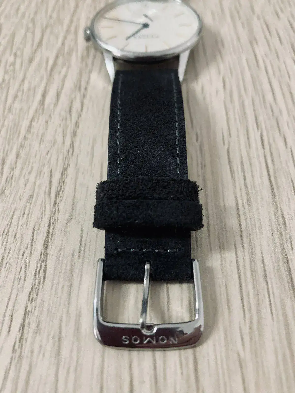 NOMOS Glashütte Orion 380 Datum Glasboden Correa_2.webp