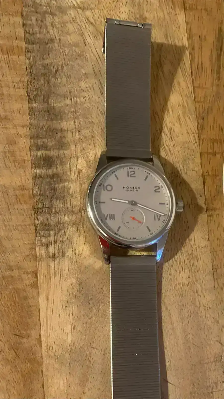 nomos metal 2.webp