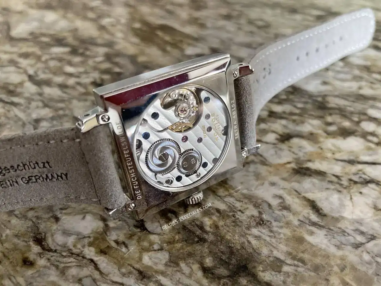 Nomos Tetra Die Fuchsteufelswilde 8.JPG