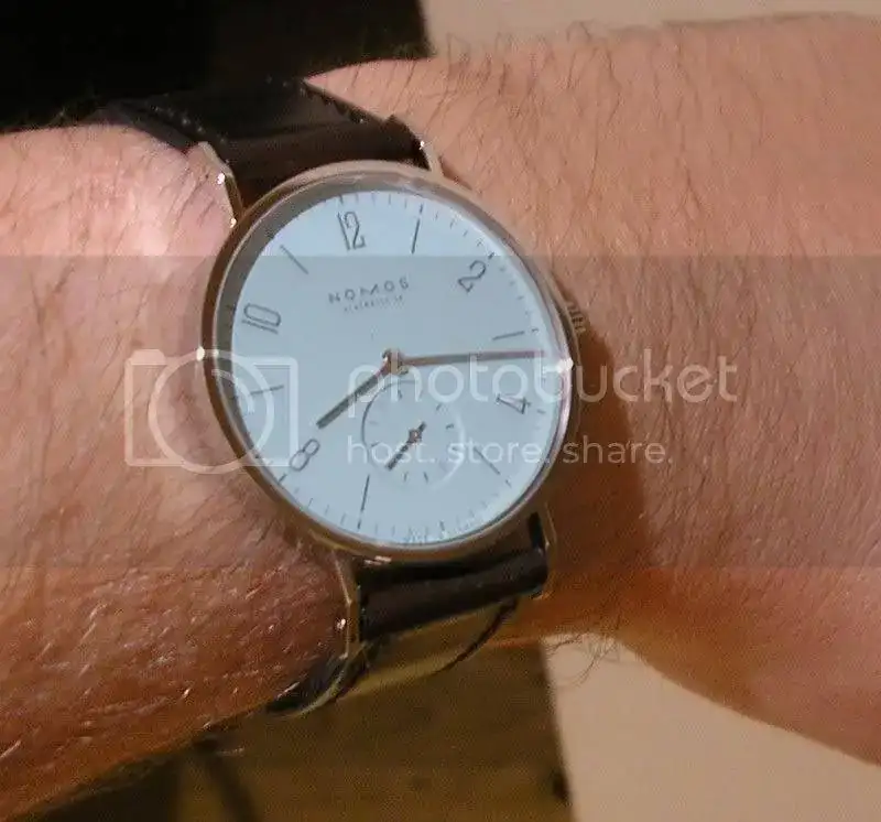 nomos06.webp