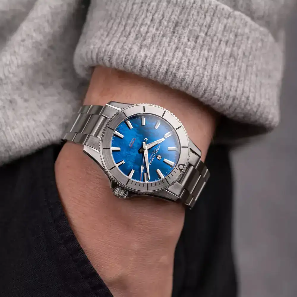 nordic-marine-instruments-osterson-mop-blue-dial-pocket-shot.webp