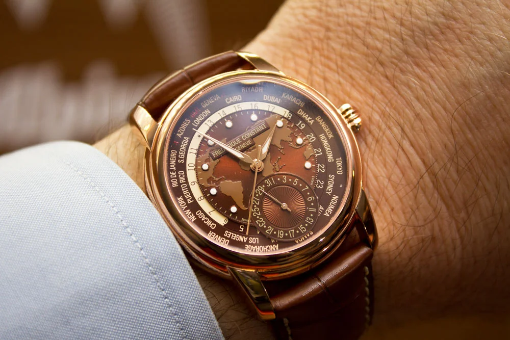 nt-Classic-Worldtimer-Manufacture-11-HorasyMinutos.webp