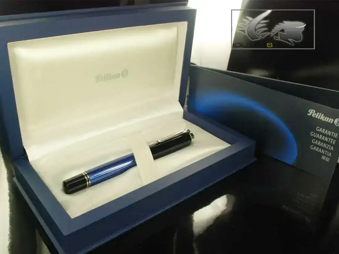 ntain-Pen-Souveran-M805-Series-Black-Blue-933481-5.webp