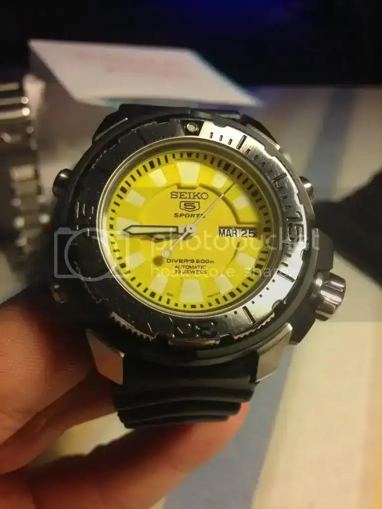 null_zps1615a42e.webp