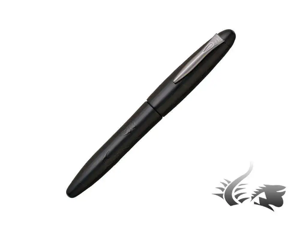 o-Kurikara-Ken-Fountain-Pen-Black-Maki-e-Ebonite-2.webp