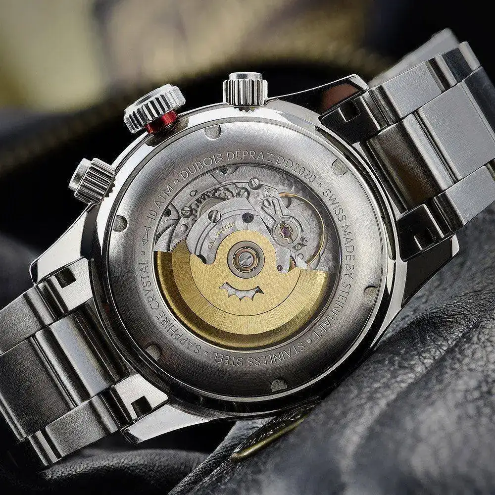 o1v-chrono_1kx1k_07.webp