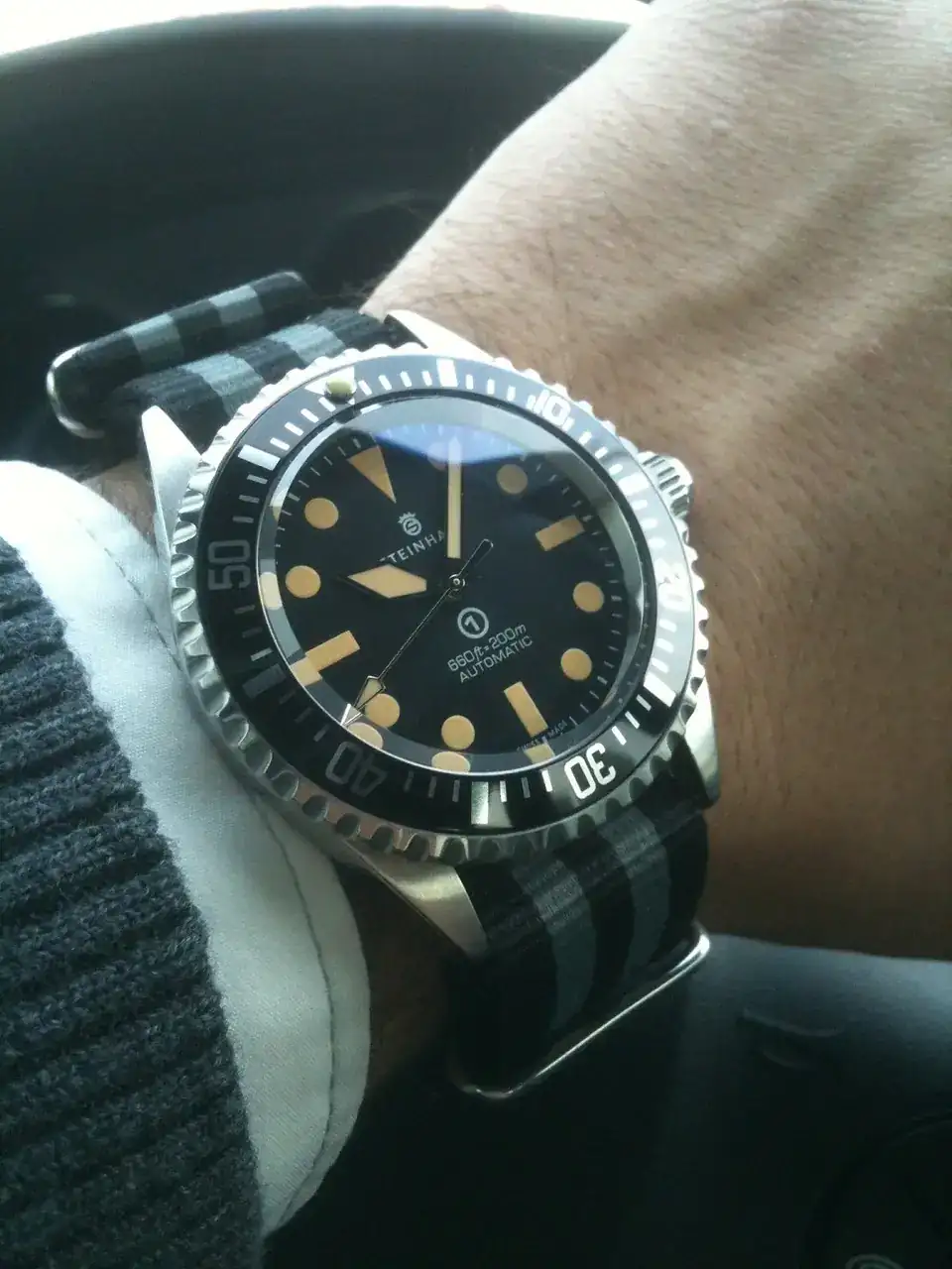 ocean-1-black-ocean-vintage-military-steinhart-ovm.webp
