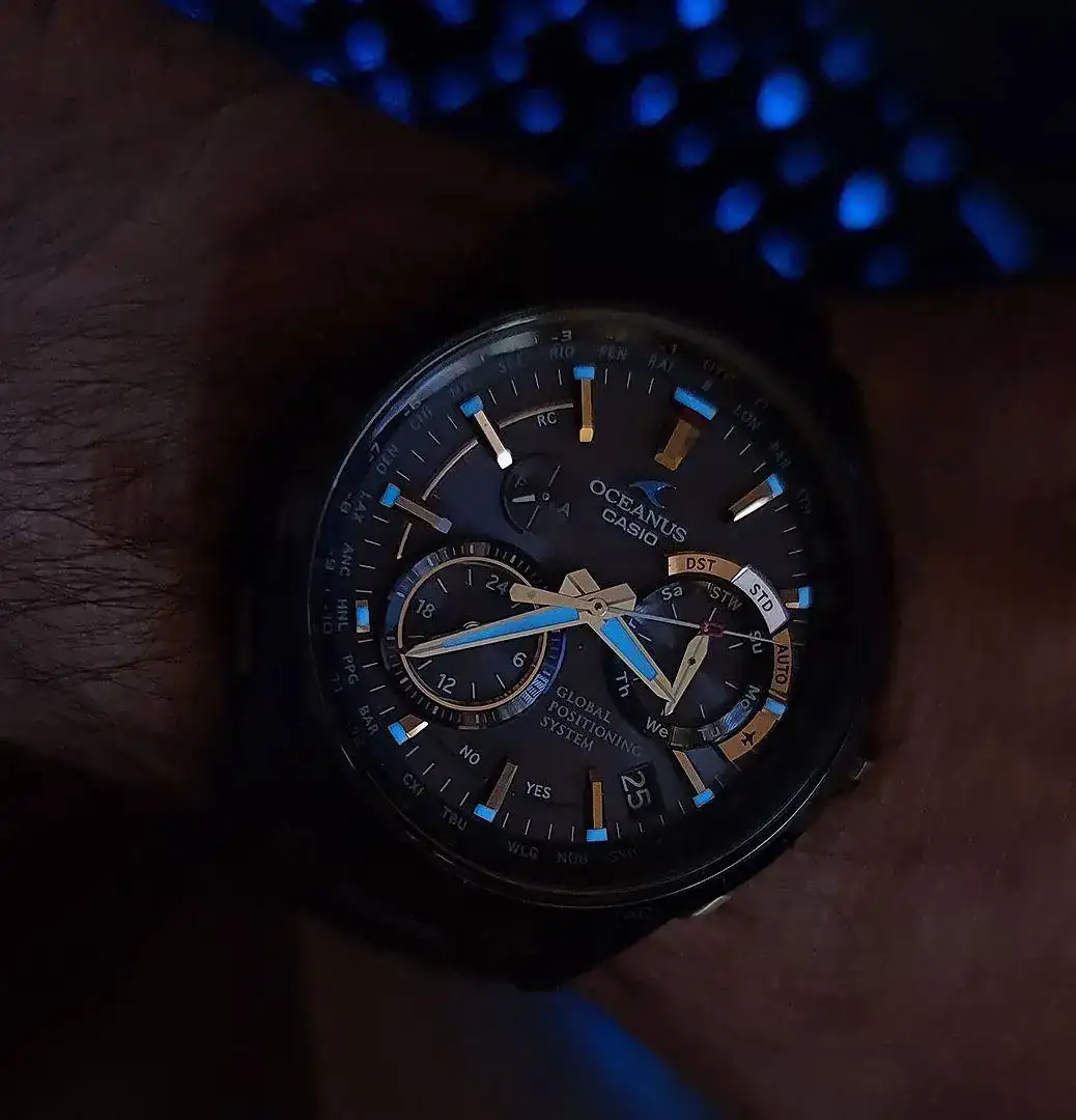 Oceanus Hybrid GPS Titanio.jpg