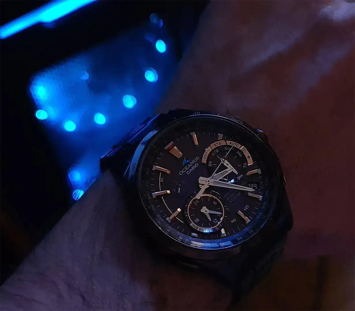 Oceanus Manta Hybrid GPS.jpg