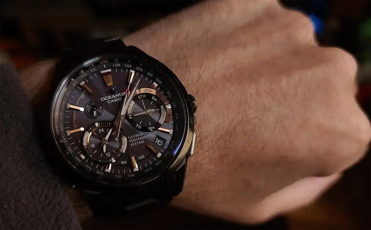Oceanus Titanio Hybrid GPS.jpg