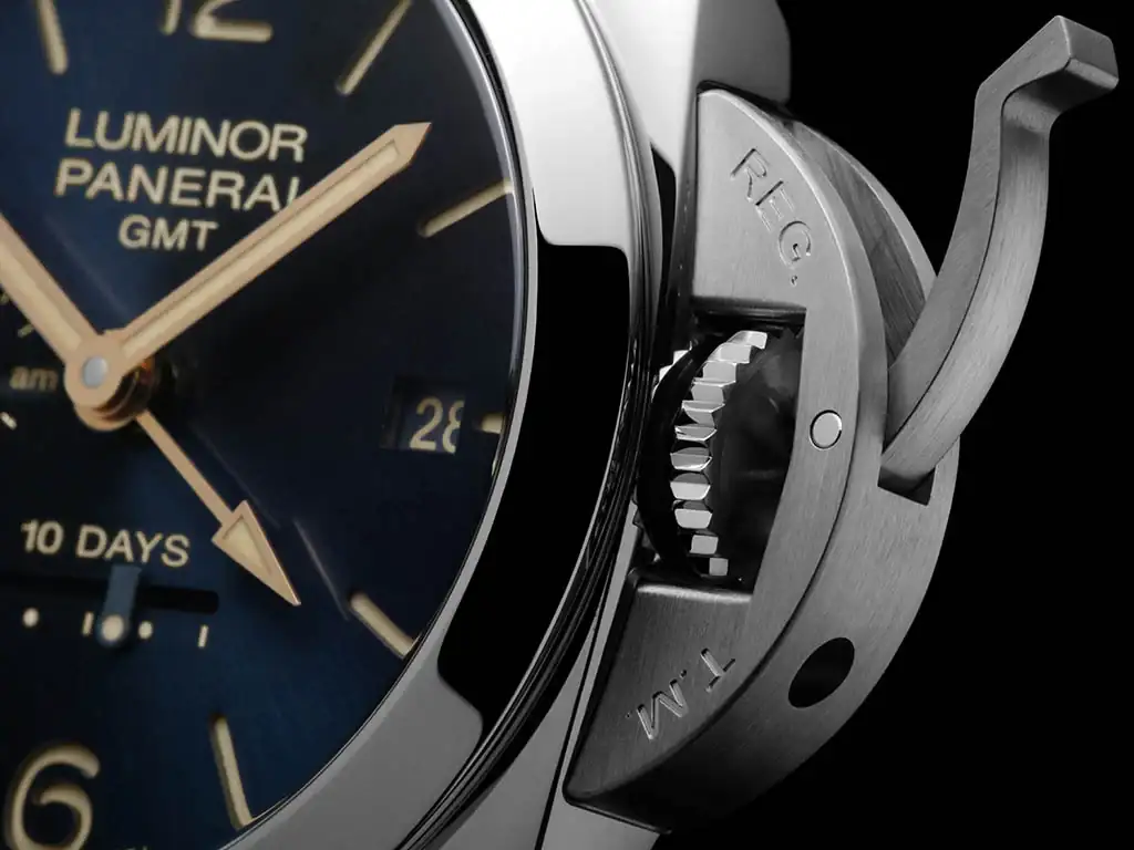 Officine-Panerai-Luminor-Pam689-3.webp