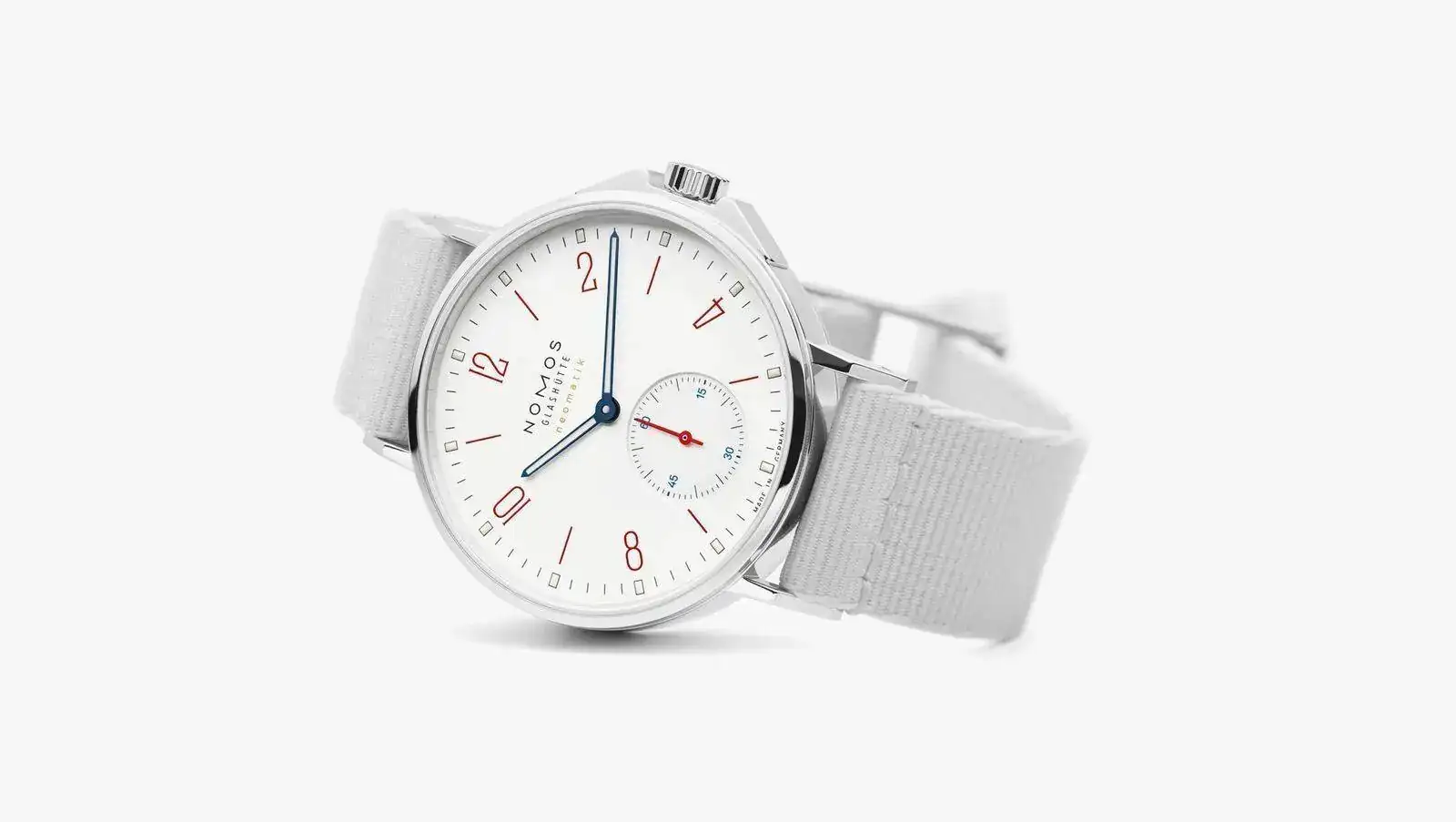 oi-neomatik-signalweiss-3d-front-greyA9V4EEqbAi7On.webp