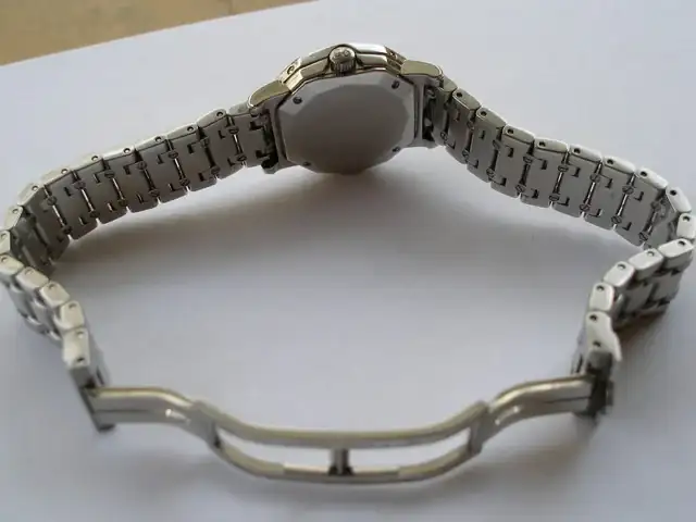 OLYMPUS-DIGITAL-CAMERA.webp