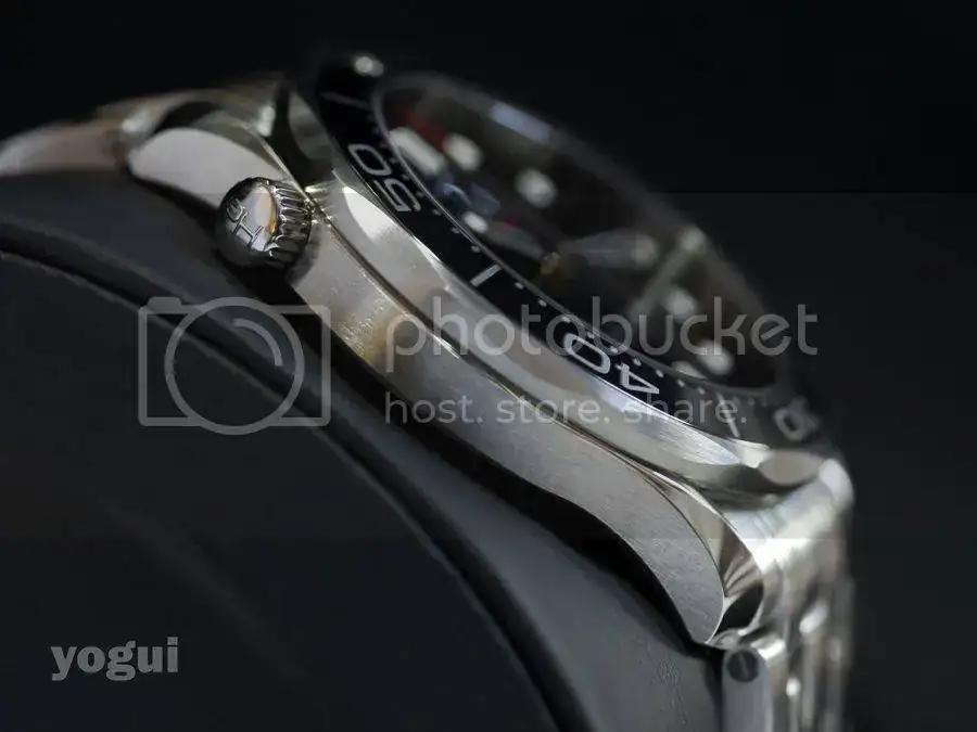 omega%20seamaster%20300m%202123.04%20ceramic%20006.webp