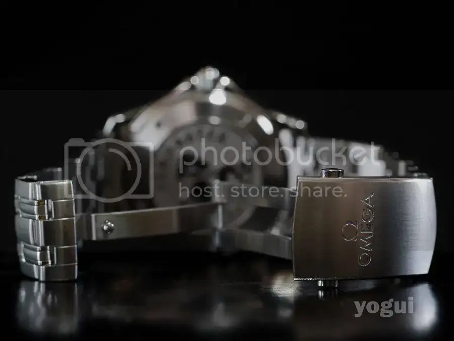 omega%20seamaster%20300m%202123.04%20ceramic%20016.webp