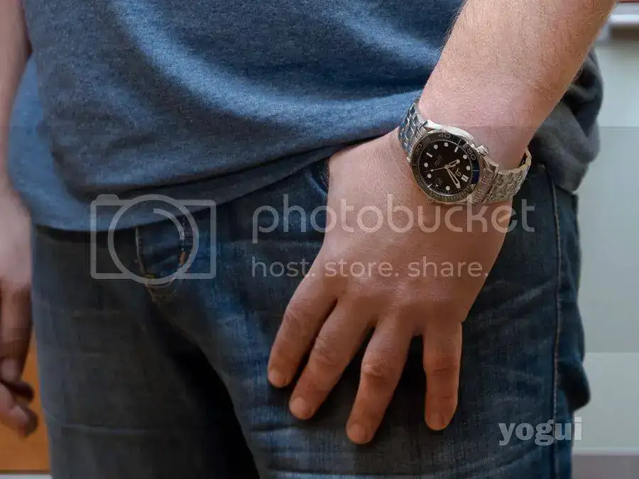 omega%20seamaster%20300m%202123.04%20ceramic%20023.webp